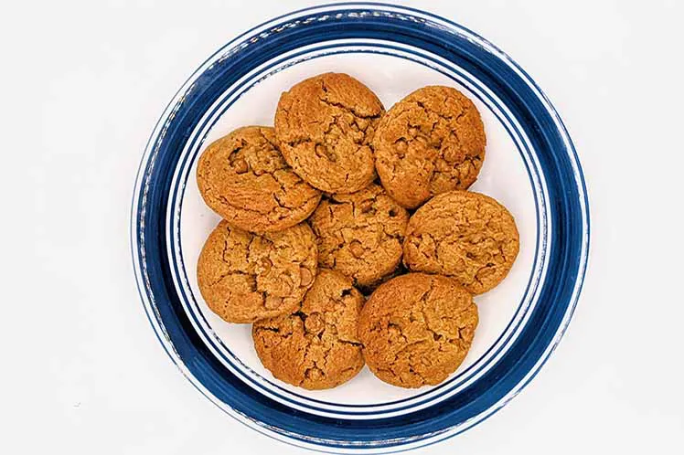 peanut butter cookies emphasizing freshly made dessert delivery in Chicago